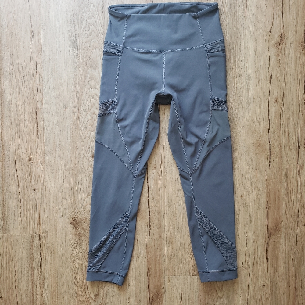 Lululemon Mesh in Motion Crop